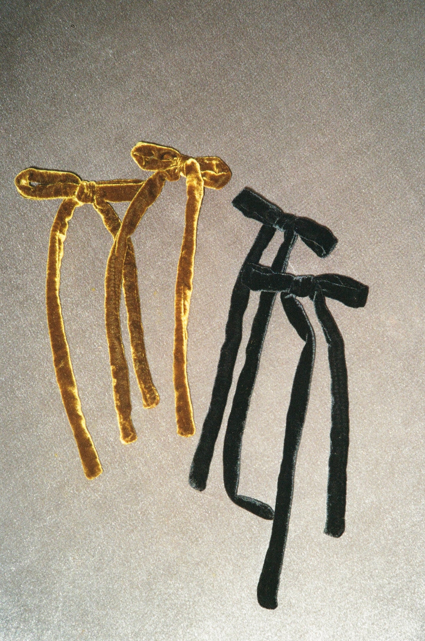 Udon Velvet Bow Clips (Single/Pair)