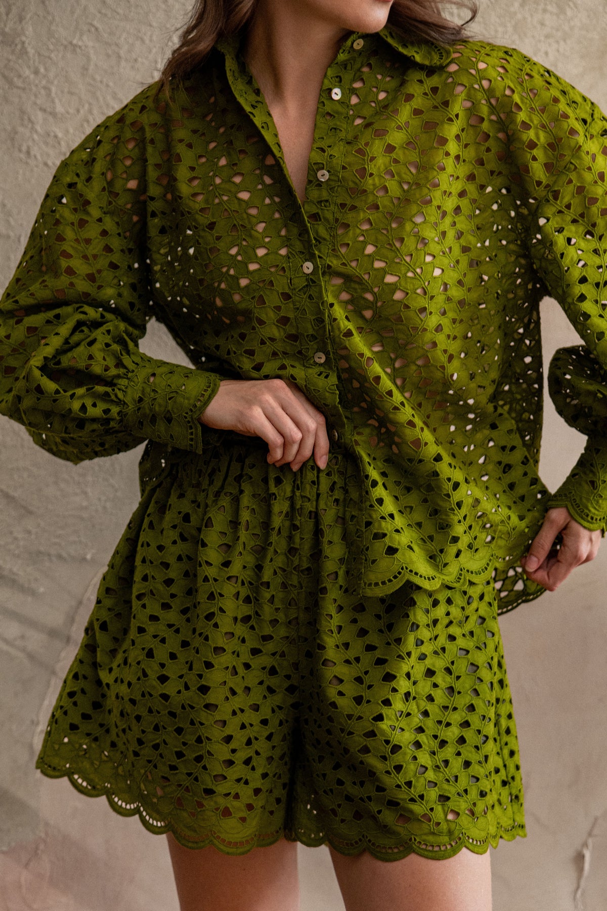 Amine Shorts in Fern Broderie