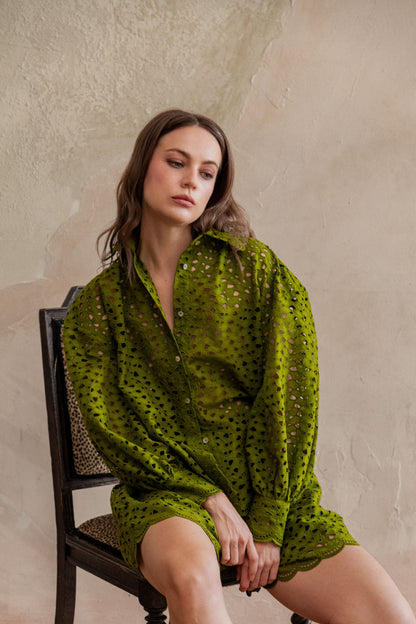 Amine Shorts in Fern Broderie