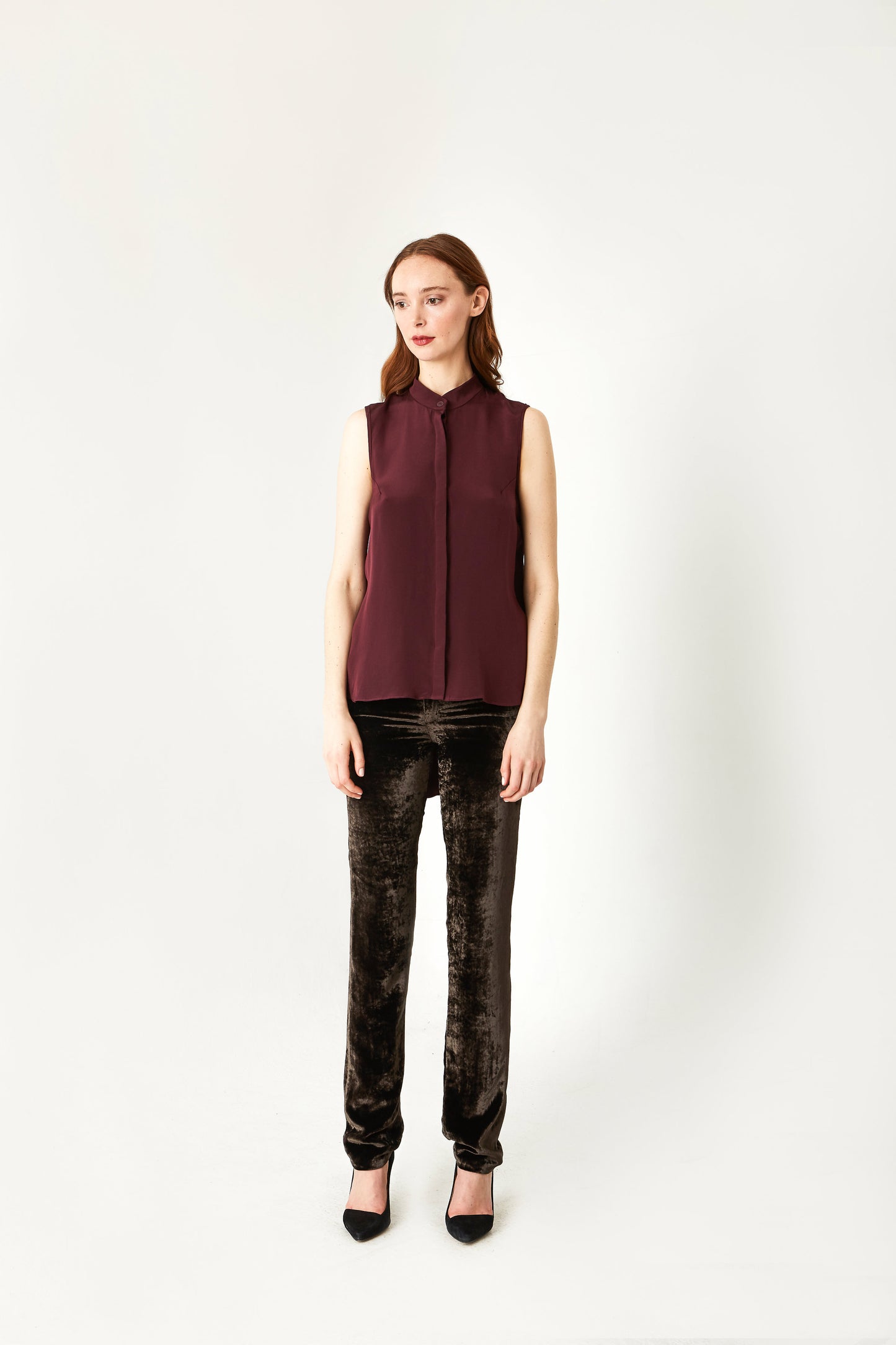 Women's Sleeveless Silk Blouse