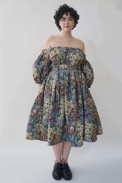 Delphine Dress in Bouquet Tapestry